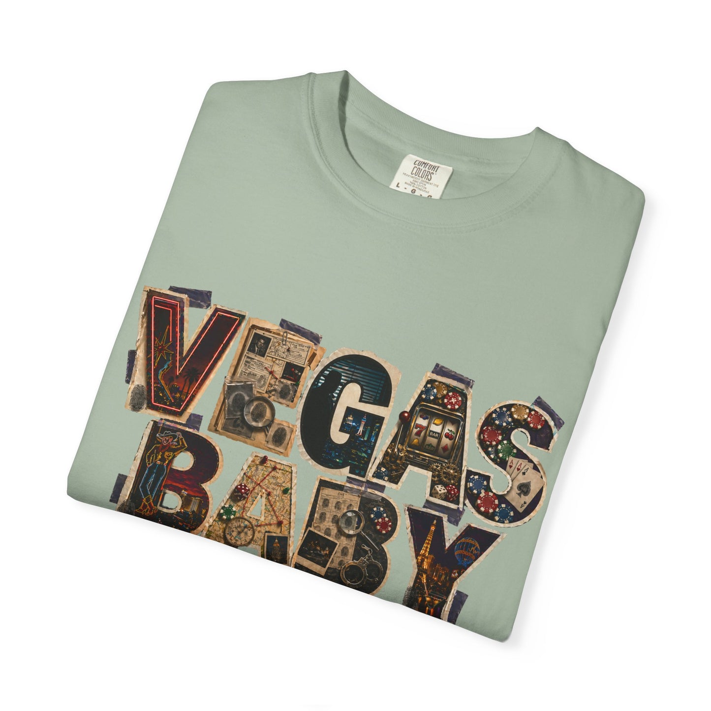 Vegas Baby T-Shirt — Retro Collage crime con 26 (no logo)