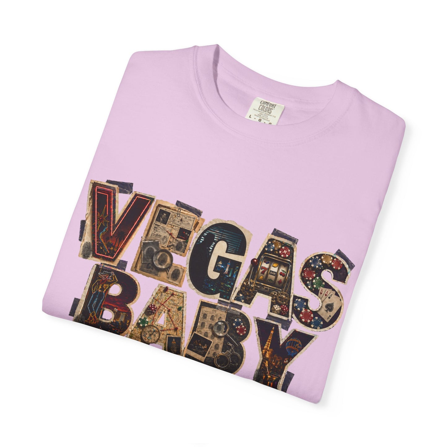 Vegas Baby T-Shirt — Retro Collage crime con 26 (no logo)